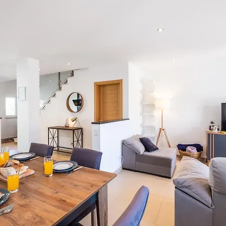 #83 Modern & Relaxing House With Pool Albufeira