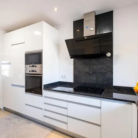 Holiday home #83 Modern & Relaxing House With Pool Albufeira